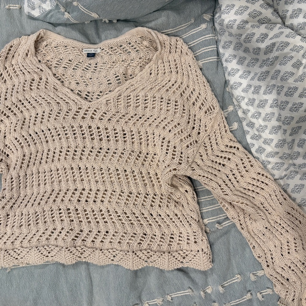 American Eagle flared sleeve sweater